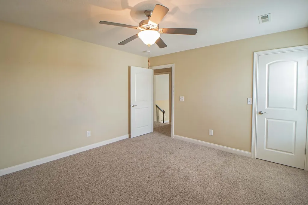 809 Carousel Court Clarksville TN 37043