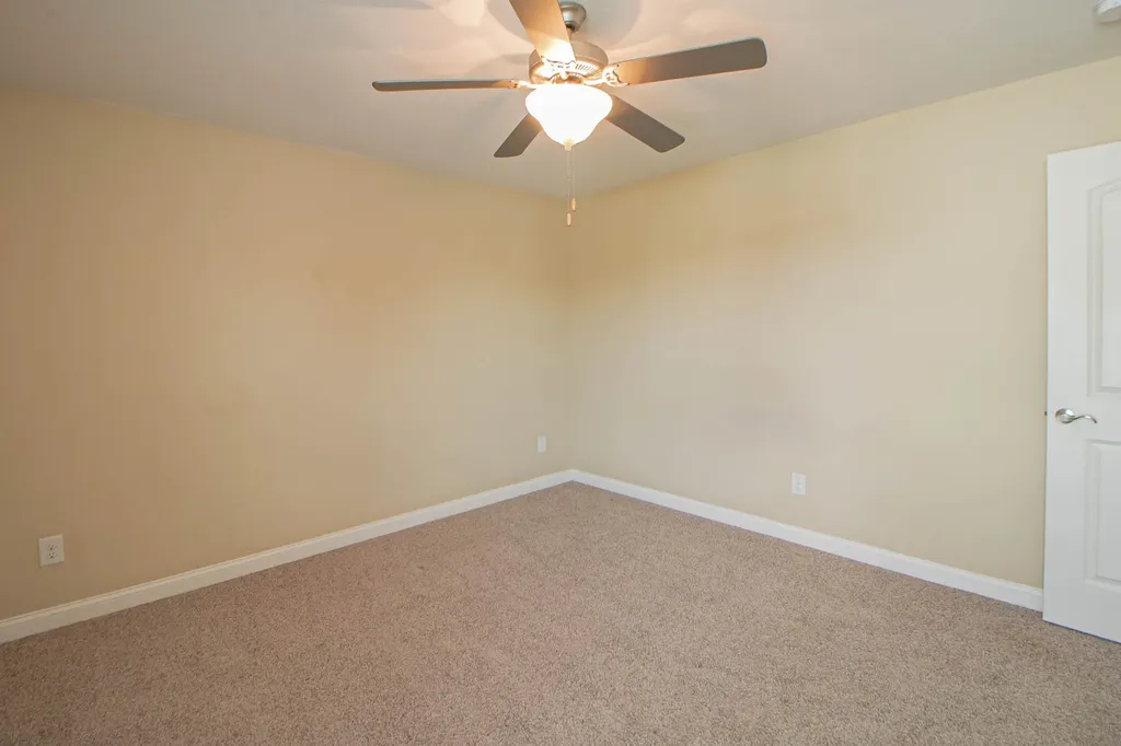 809 Carousel Court Clarksville TN 37043