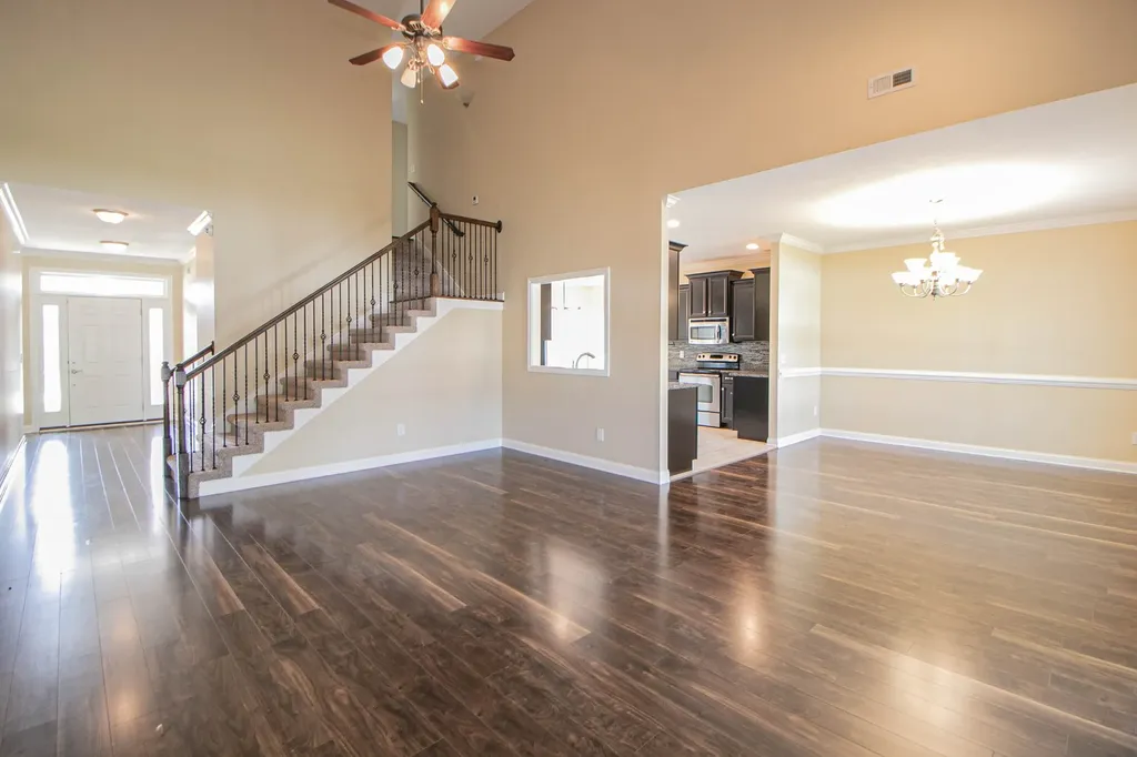 809 Carousel Court Clarksville TN 37043