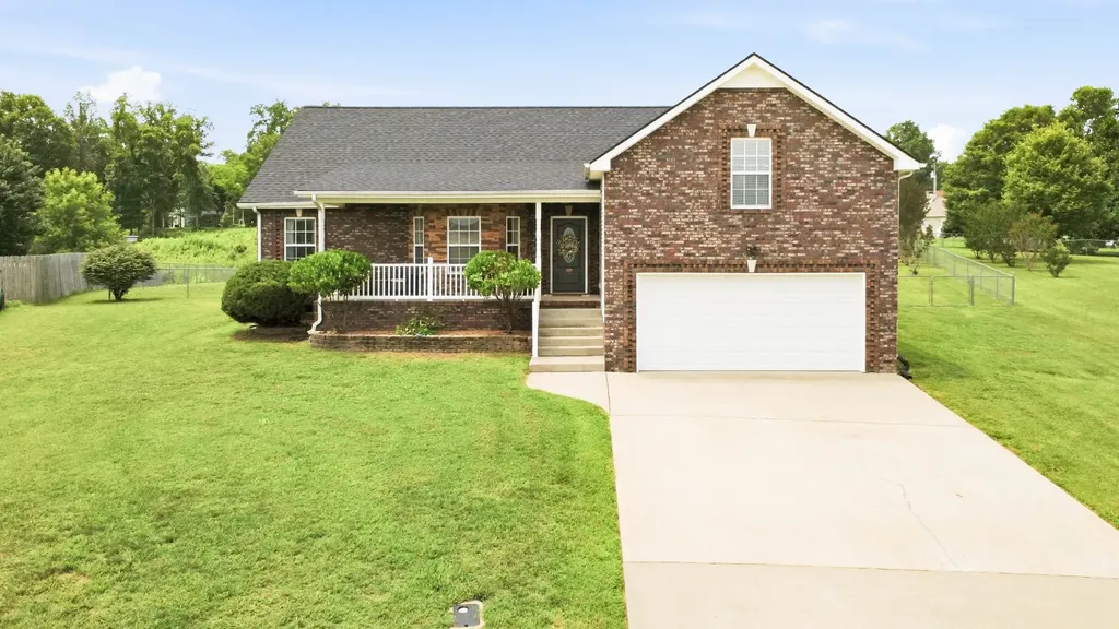 1436 Rustys Lane Clarksville TN 37042