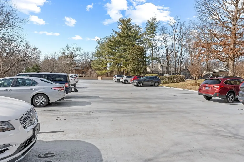 135 Harpeth Trace Summit Nashville TN 37221
