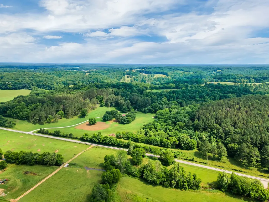 1764 Wray Branch Road Minor Hill TN 38473