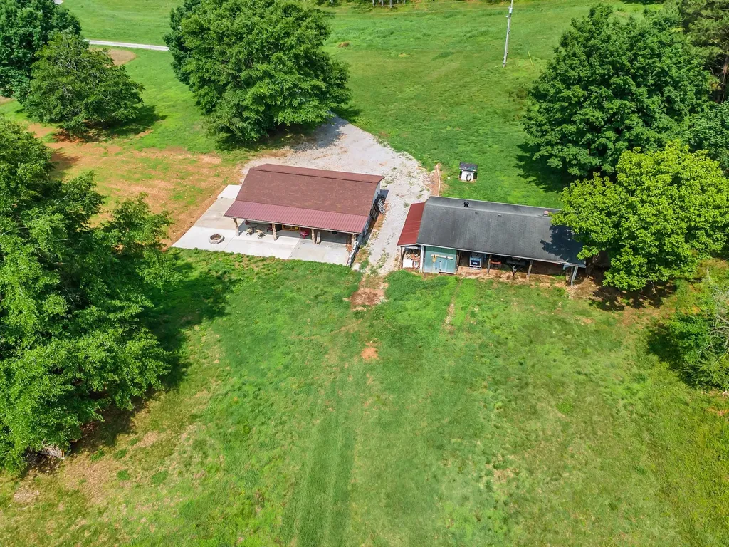 1764 Wray Branch Road Minor Hill TN 38473