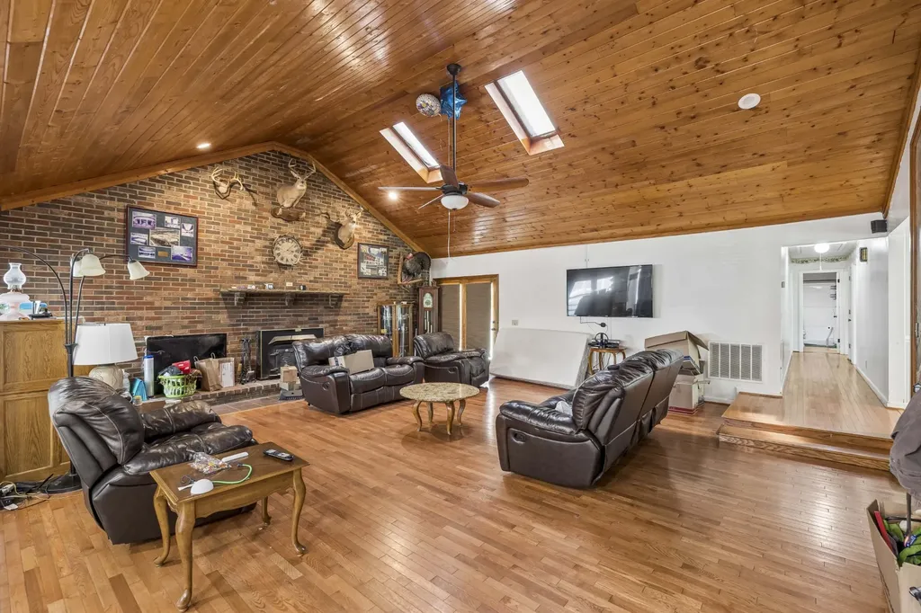 4800 Old Murfreesboro Road, W Lebanon TN 37090