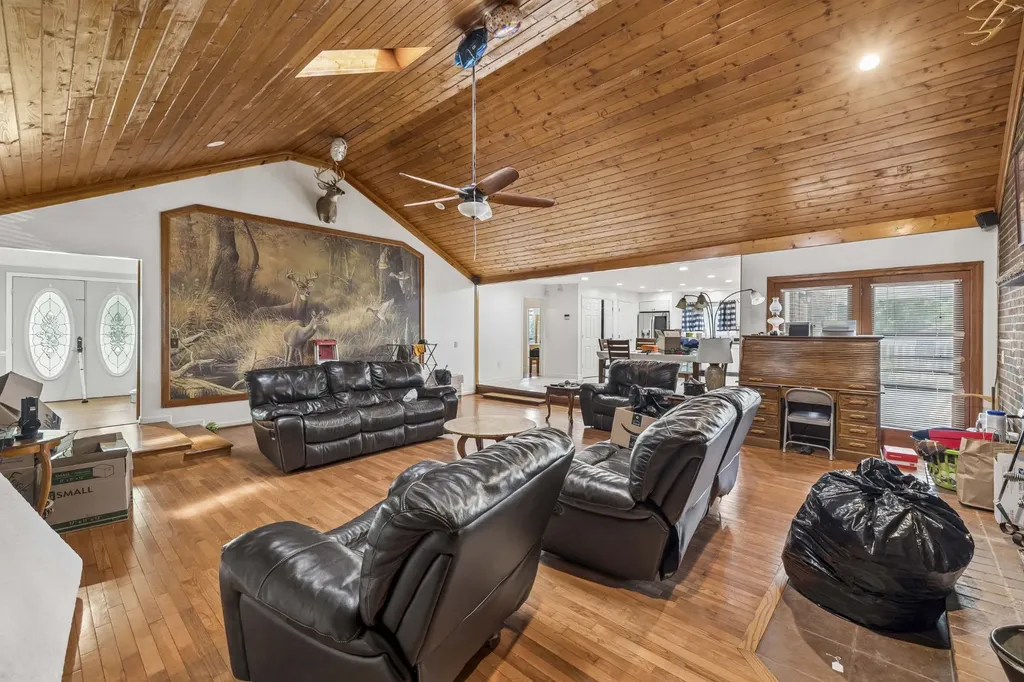 4800 Old Murfreesboro Road, W Lebanon TN 37090