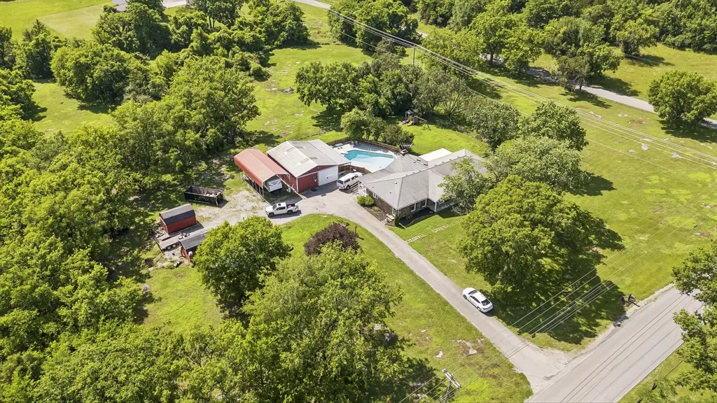 4800 Old Murfreesboro Road, W Lebanon TN 37090