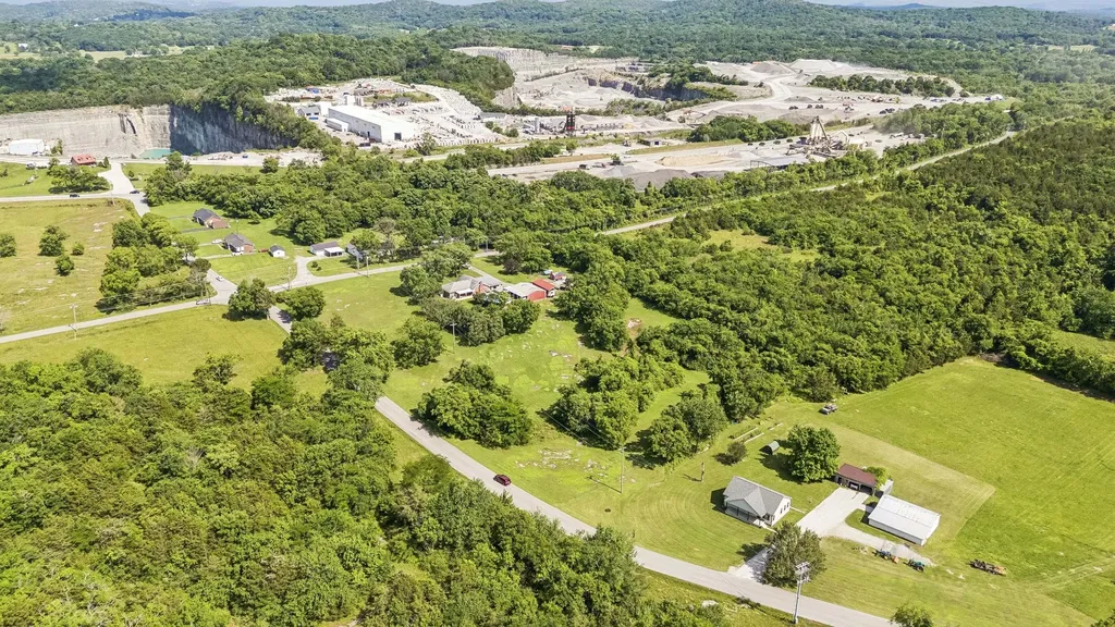 4800 Old Murfreesboro Road, W Lebanon TN 37090