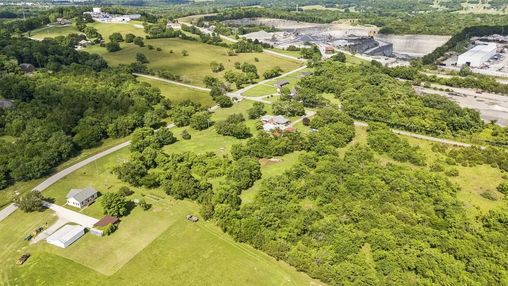 4800 Old Murfreesboro Road, W Lebanon TN 37090
