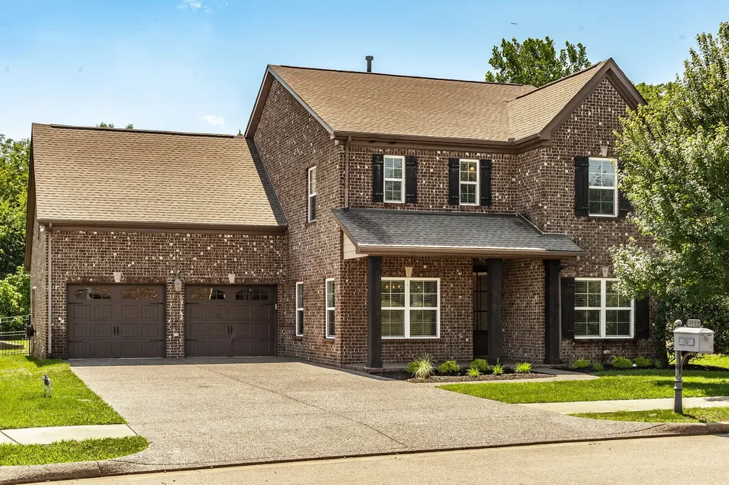 1324 Reynard Drive Gallatin TN 37066