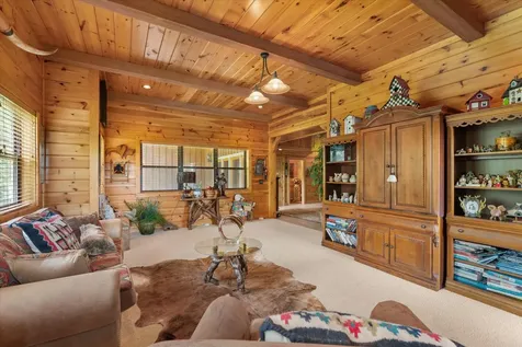 3034 Smoky Bluff Trail Sevierville TN 37862