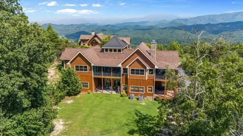 3034 Smoky Bluff Trail Sevierville TN 37862