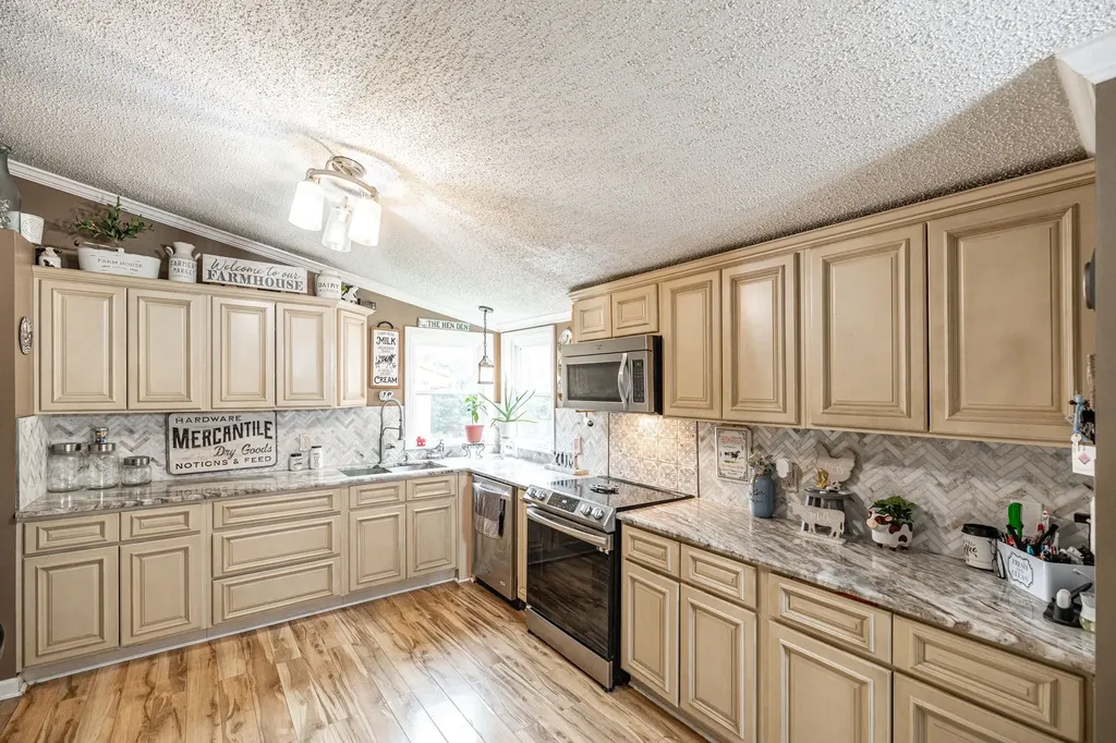 2935 Green Grove Road Hartsville TN 37074