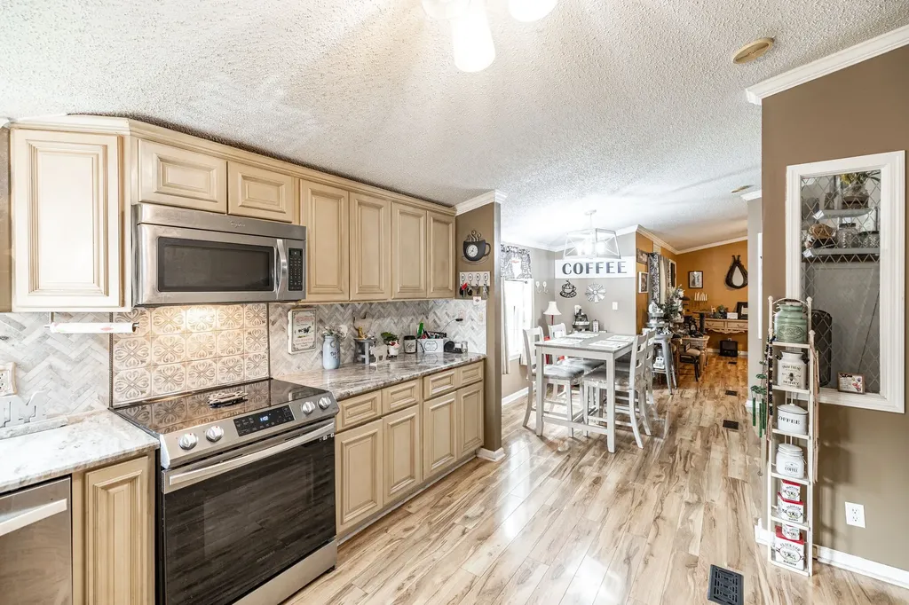 2935 Green Grove Road Hartsville TN 37074