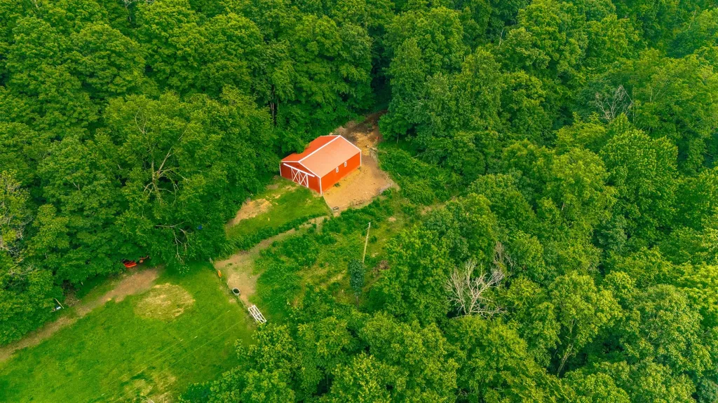 2935 Green Grove Road Hartsville TN 37074