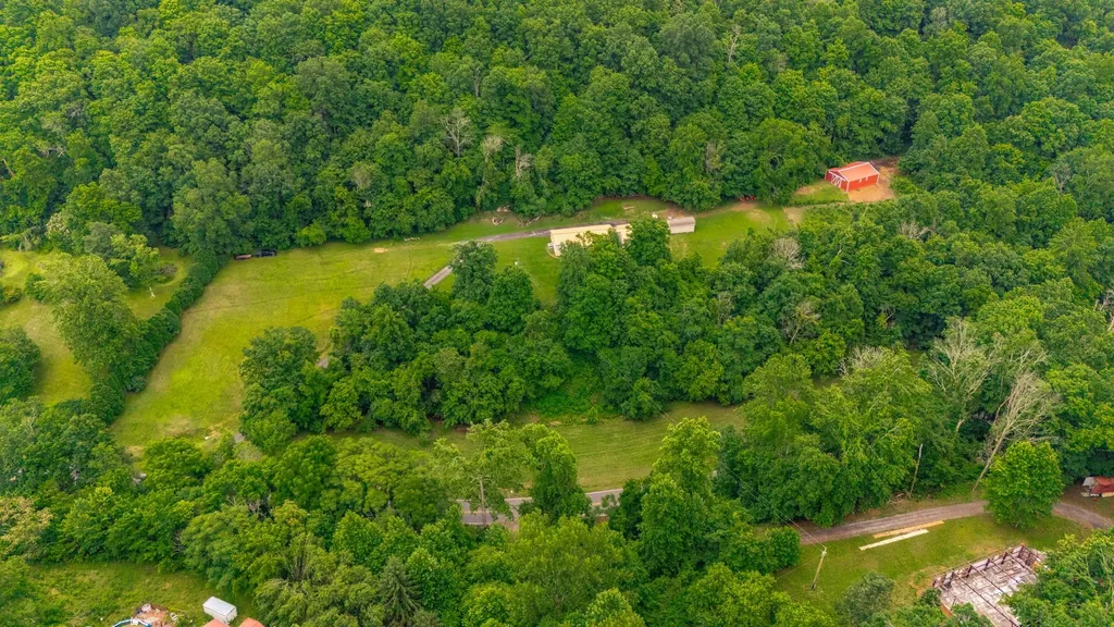 2935 Green Grove Road Hartsville TN 37074
