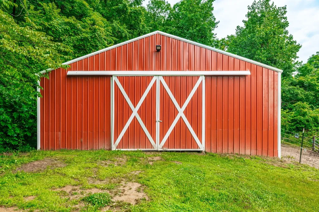 2935 Green Grove Road Hartsville TN 37074