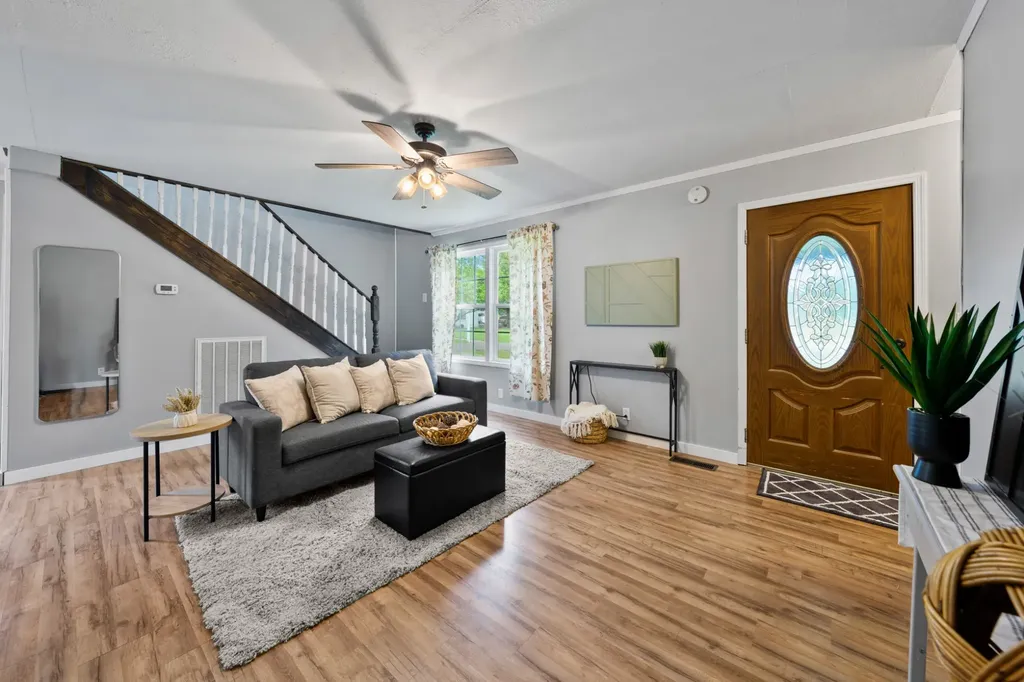 114 Greenhaven Circle Dickson TN 37055