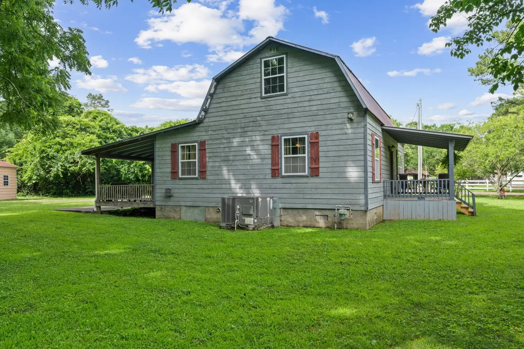 114 Greenhaven Circle Dickson TN 37055