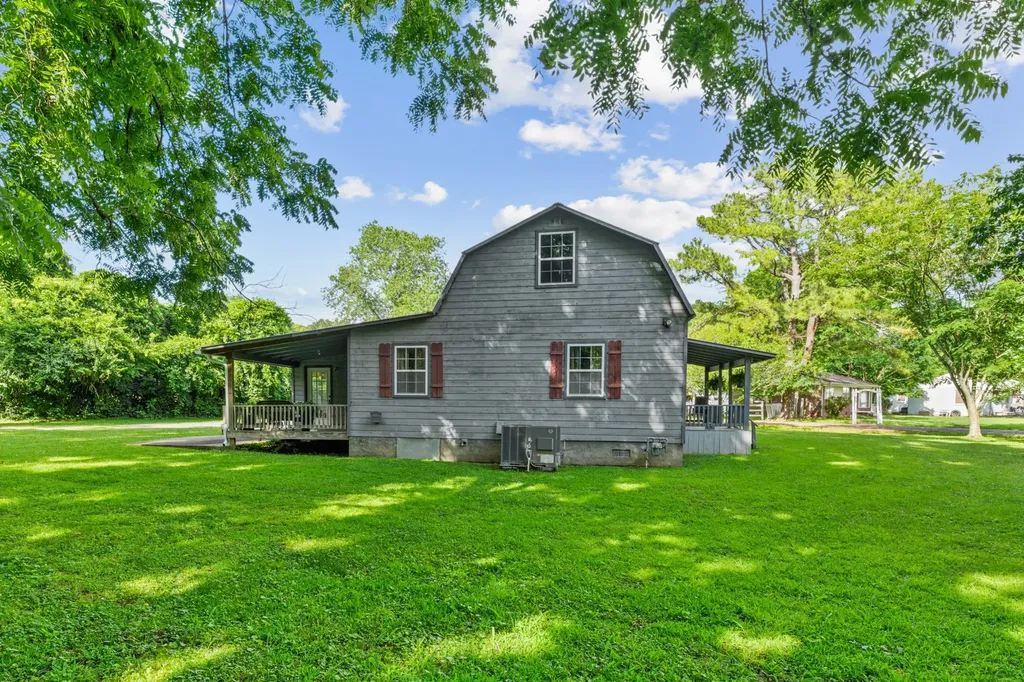 114 Greenhaven Circle Dickson TN 37055