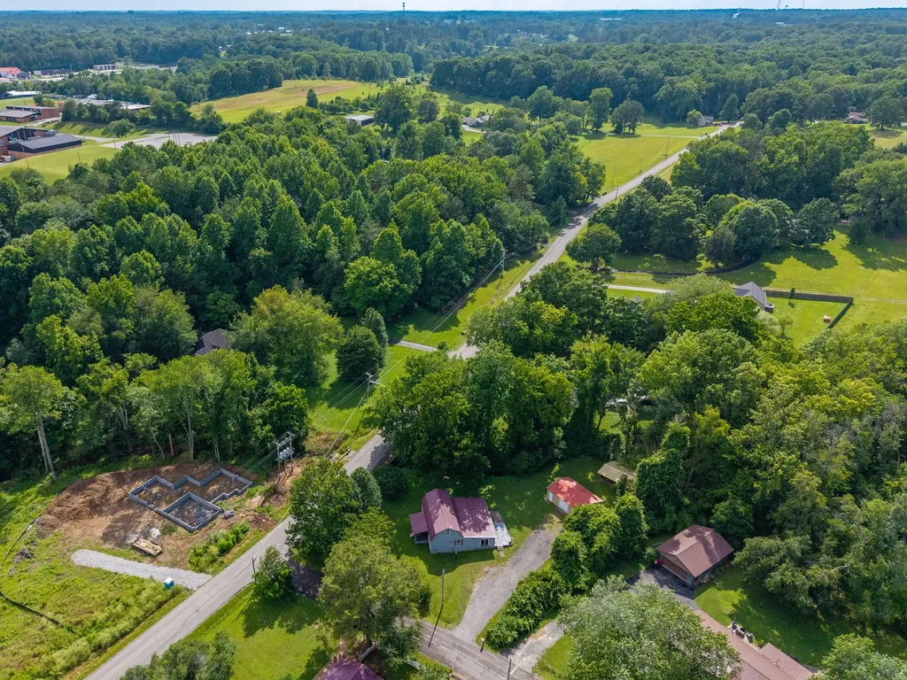 114 Greenhaven Circle Dickson TN 37055