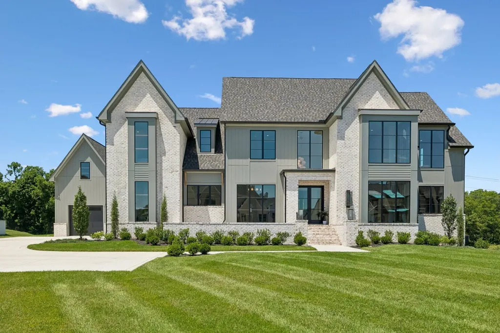 8106 Turning Point Drive Brentwood TN 37027