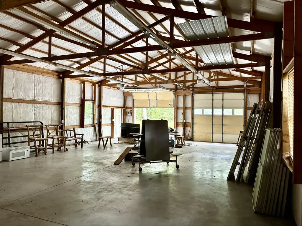 236 County Road 3 Riceville TN 37370