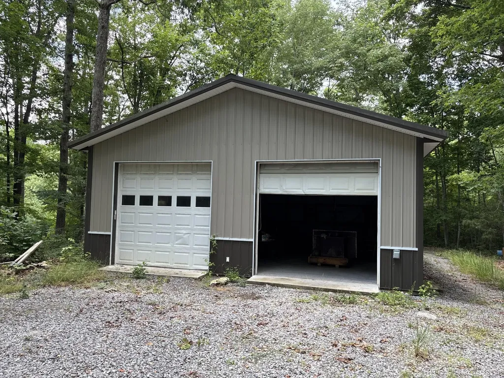 236 County Road 3 Riceville TN 37370