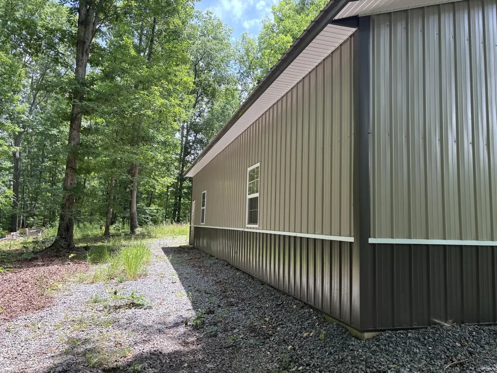 236 County Road 3 Riceville TN 37370