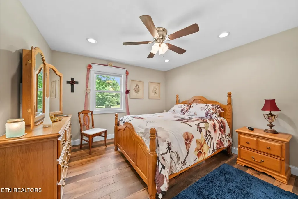 156 Pace Avenue Crossville TN 38555