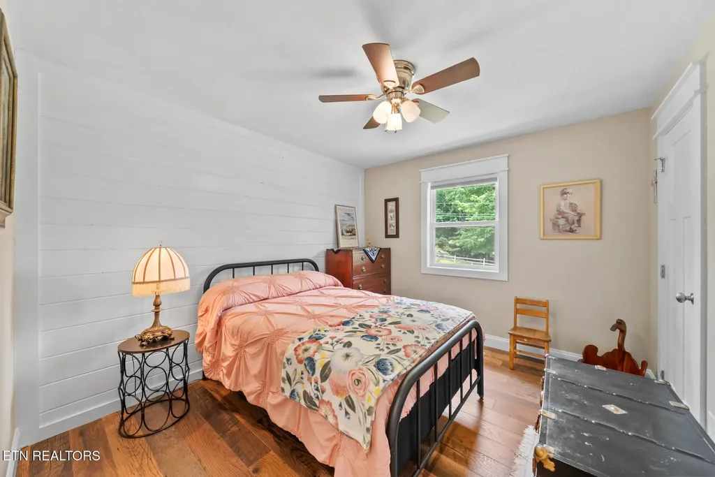 156 Pace Avenue Crossville TN 38555