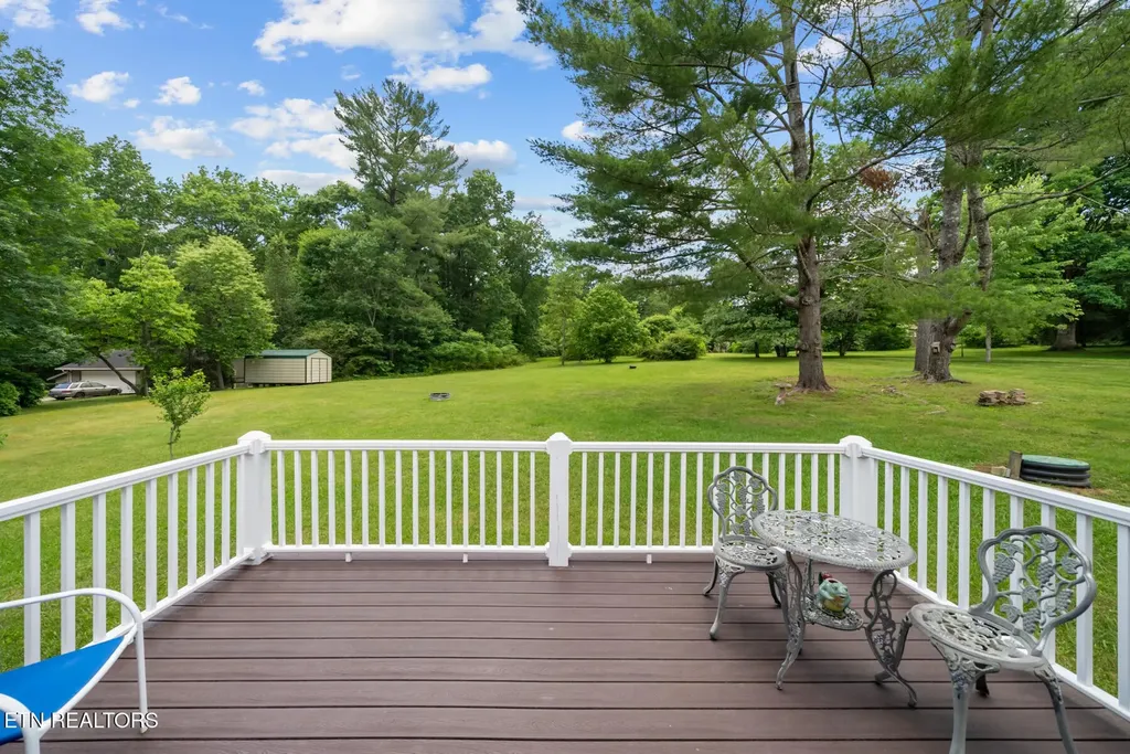 156 Pace Avenue Crossville TN 38555