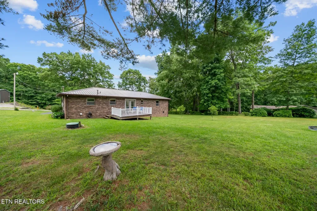 156 Pace Avenue Crossville TN 38555