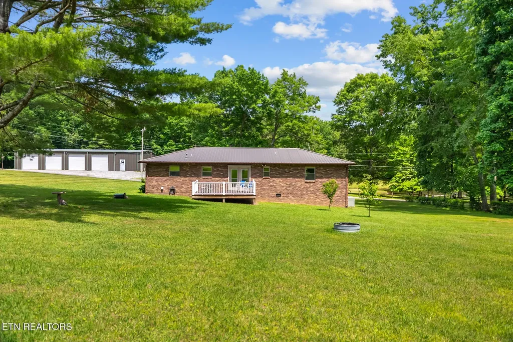 156 Pace Avenue Crossville TN 38555