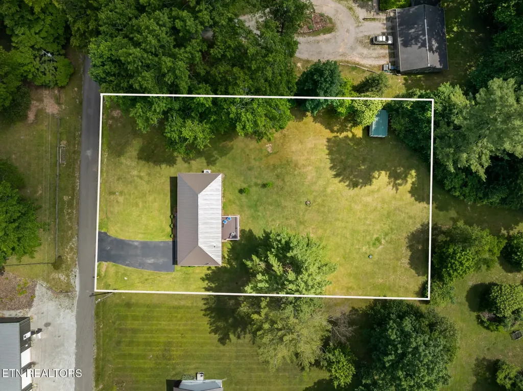 156 Pace Avenue Crossville TN 38555
