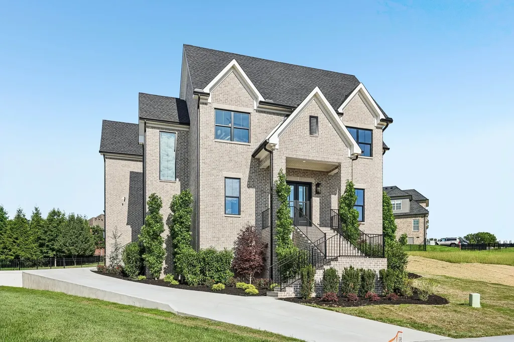 104 Wherry Court Hendersonville TN 37075