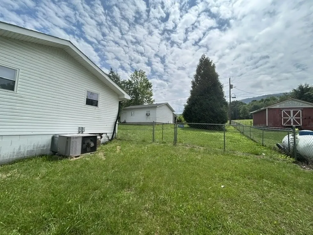 257 Overlook Drive Whitwell TN 37397