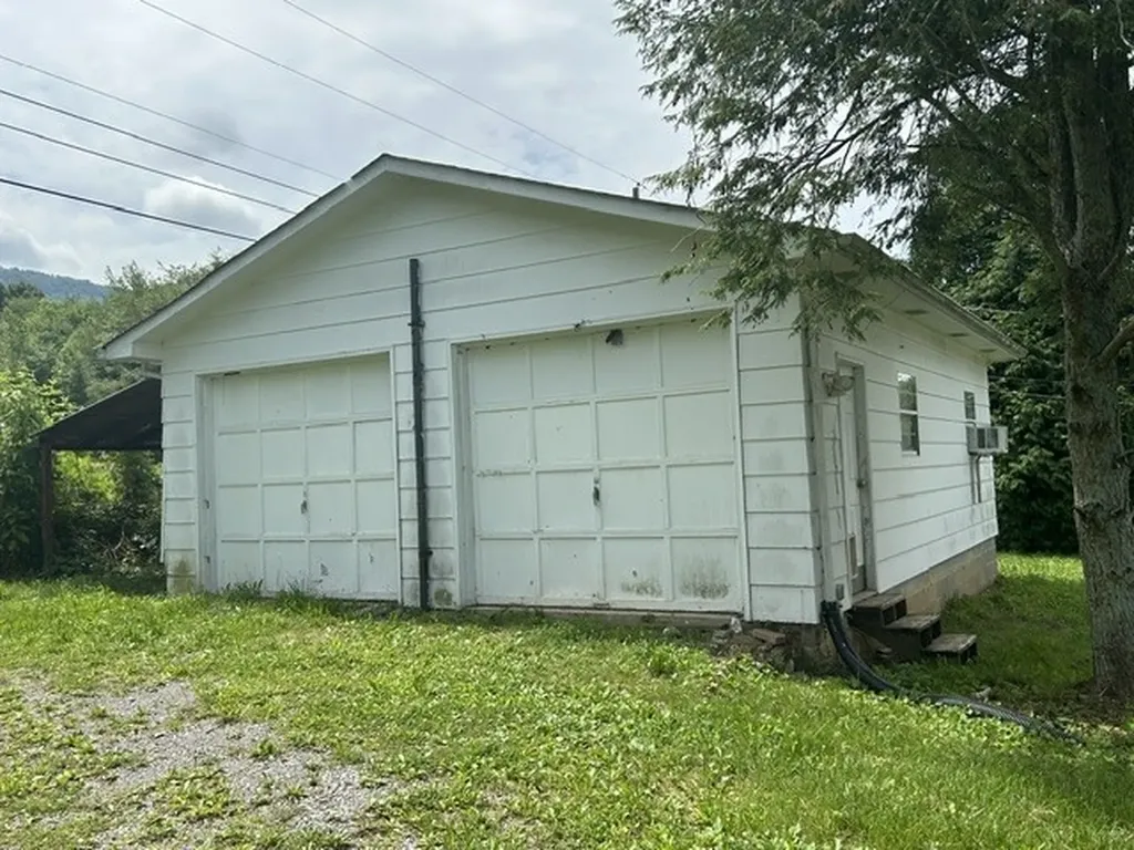 257 Overlook Drive Whitwell TN 37397