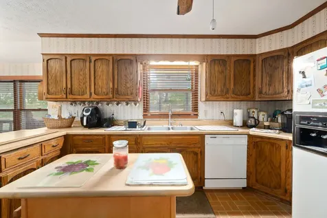 1791 Meadow Wood Drive Cookeville TN 38506