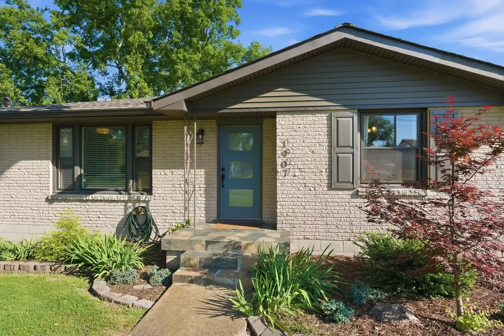 1907 Rosebank Avenue Nashville TN 37216