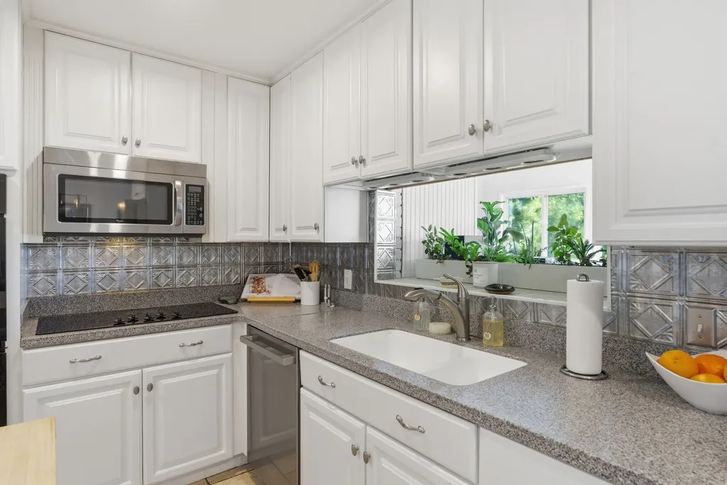 1907 Rosebank Avenue Nashville TN 37216