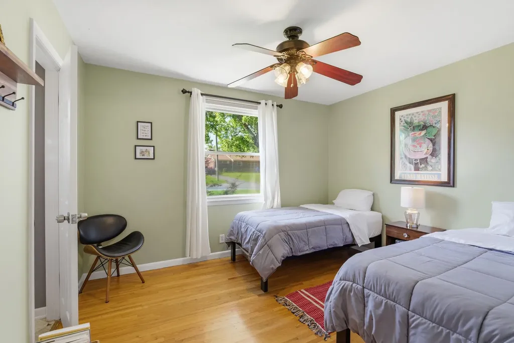 1907 Rosebank Avenue Nashville TN 37216