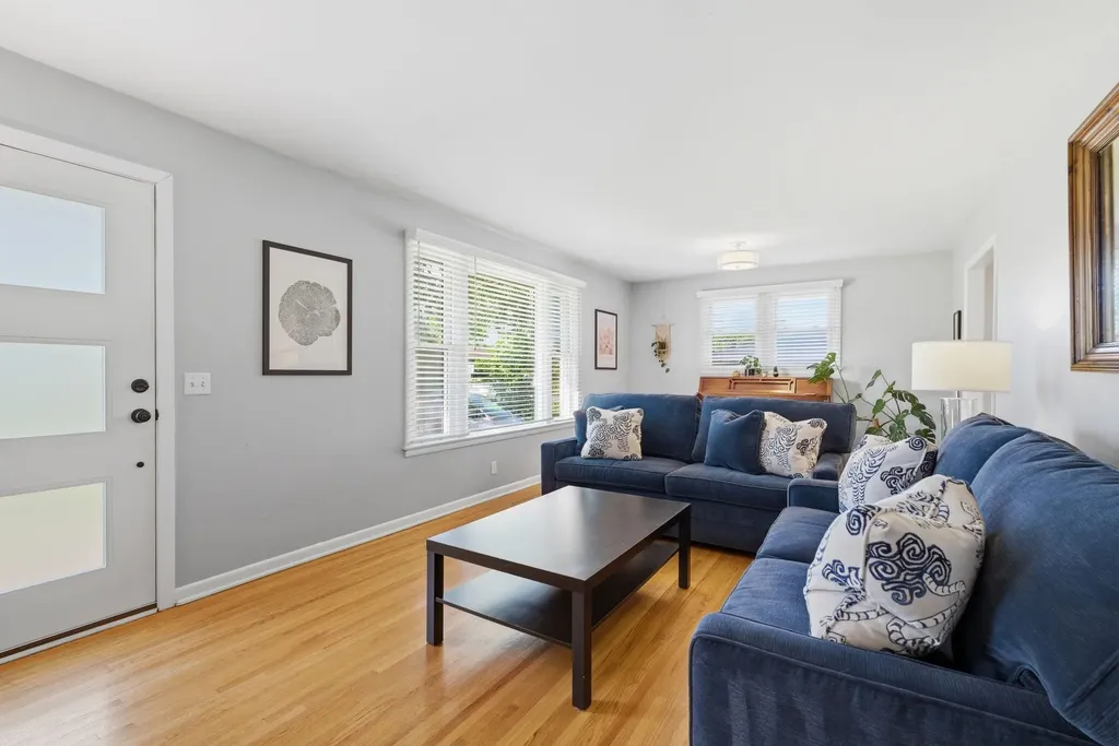 1907 Rosebank Avenue Nashville TN 37216