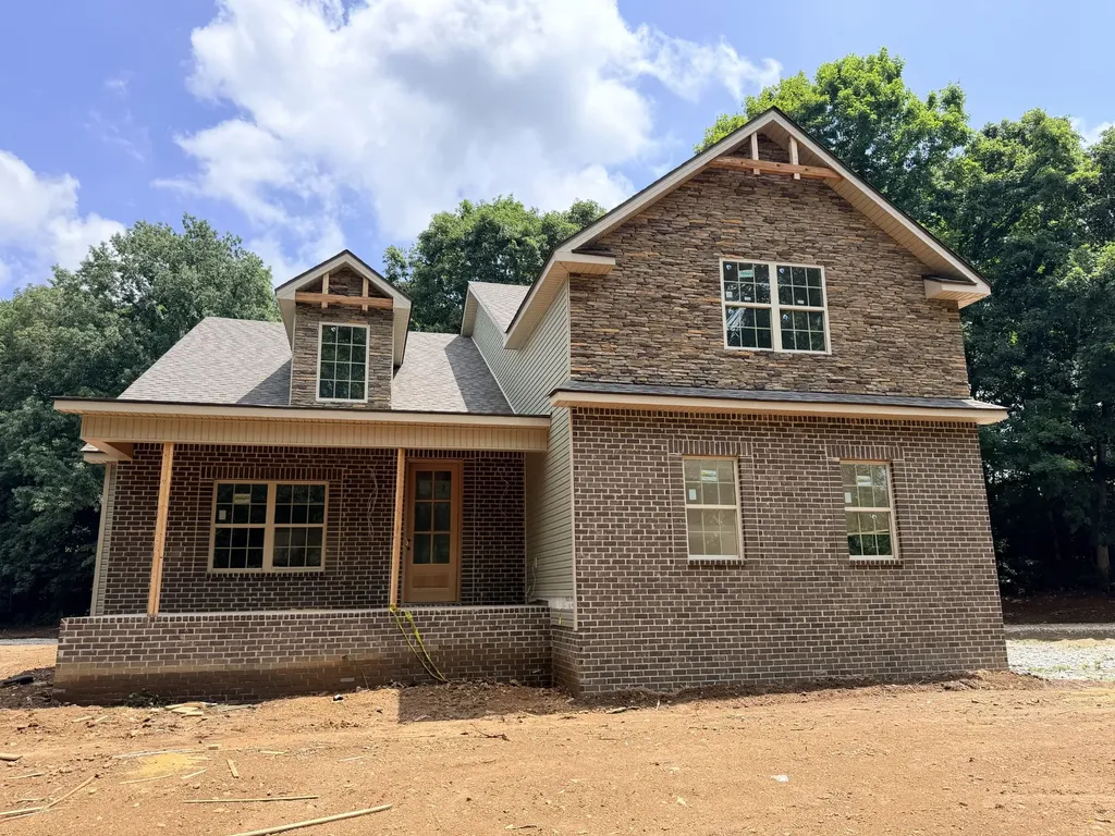 1066 Indian Creek Road Cumberland Furnace TN 37051