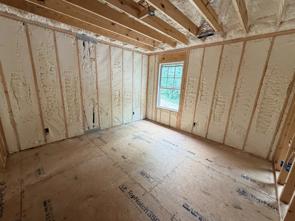 1066 Indian Creek Road Cumberland Furnace TN 37051