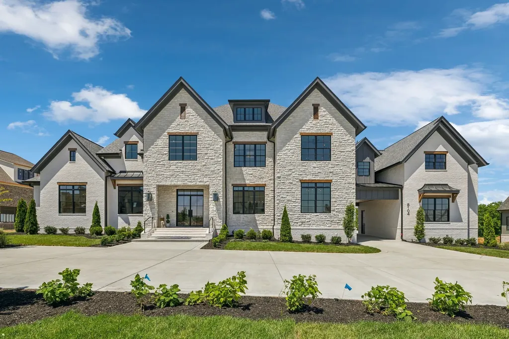 8104 Turning Point Drive Brentwood TN 37027