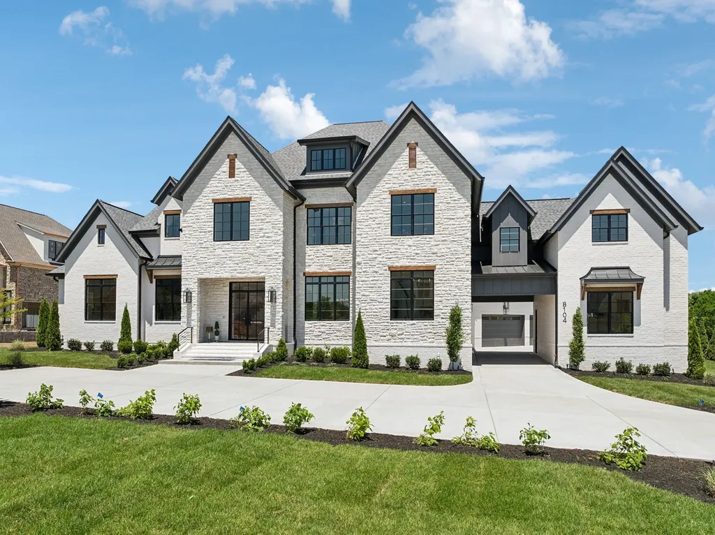 8104 Turning Point Drive Brentwood TN 37027