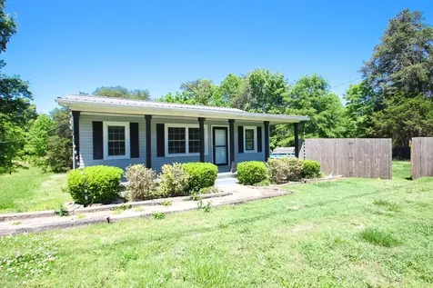 13400 Old Kentucky Road Walling TN 38587