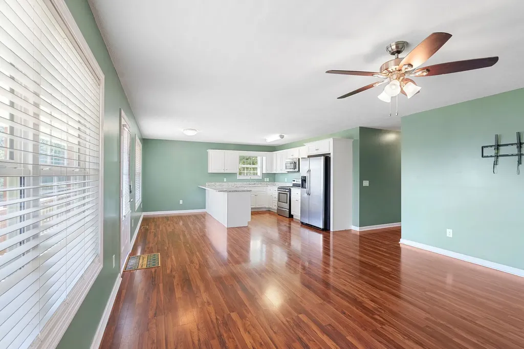 1529 Joanne Circle Lewisburg TN 37091