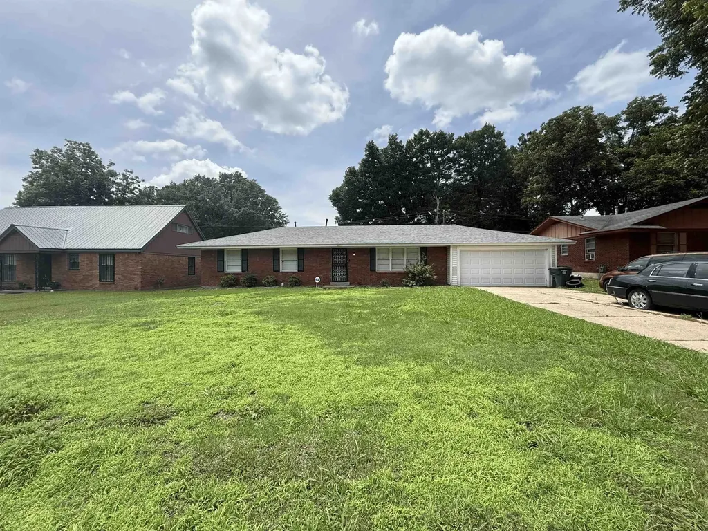 4577 Bogart Street Memphis TN 38116