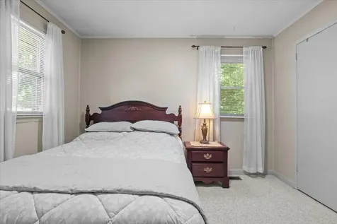 555 Lakeview Circle Tennessee Ridge TN 37178